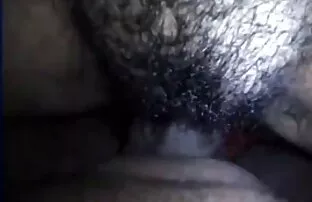 XXX 尼克孩子在青少年内裤口头工作中剪了一个男人的尾巴。 辣妹色情影片