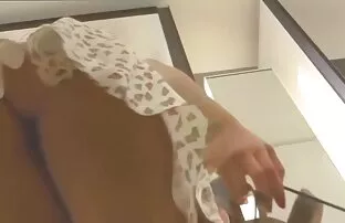 XXX 老老师把户外狗屎在镜头前在家里 长色情电影