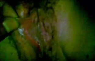 XXX 妹妹自慰咖喱眼泪换上透明尼龙，高跟鞋。 激情打手枪性感的电影
