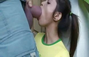 XXX 更高的自我，森林里的恶魔 摩洛伊斯兰解放阵线脱衣舞