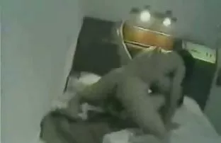 XXX 小，美丽，嘈杂, 阿拉伯蓝膜