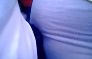 XXX 他的侄子抓住了吸吮叔叔的家伙。 凡妮莎哈金斯的性爱录像带