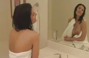XXX 美丽的女人，眼镜，公鸡，关闭, 免费成熟的电影