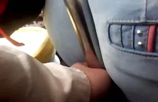 XXX 口交苗条,红色,69 美丽的女孩性别的视频