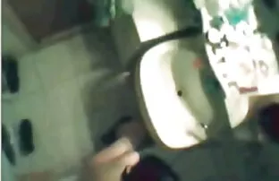 XXX 支付性别在汽车青少年剃光猫 魔兽色情