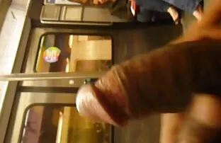 XXX 很多热牛奶在你的脸上，HD。 裸体做爱的电影